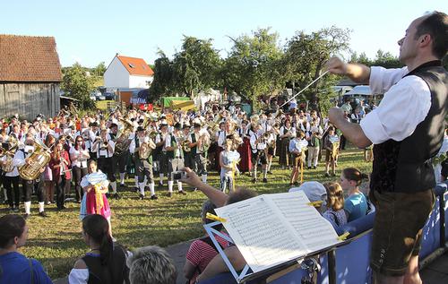 Bundesbezirksmusikfest 2012 in Trennfurt am Main - Trennfurt klingt!